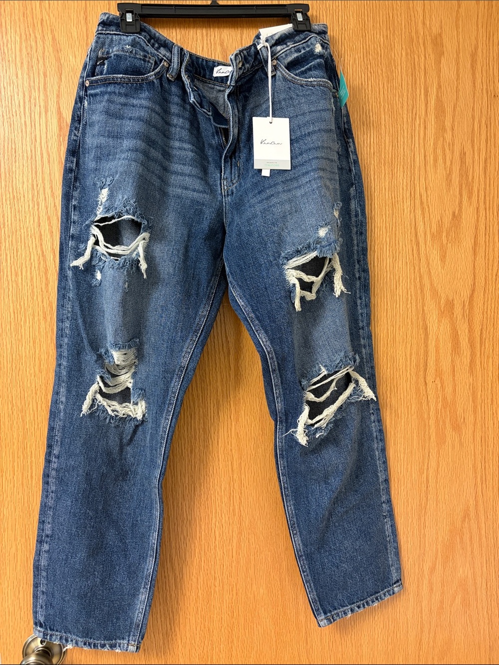 NWT | KanCan Women's Distressed Dark Blue Relaxed Jeans | 31